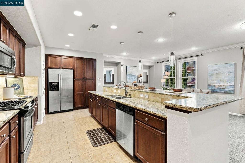 4763 Perugia St Property Photo 6
