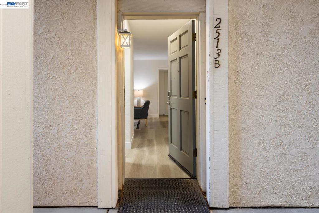 2513 Lucy Lane B Property Photo 3