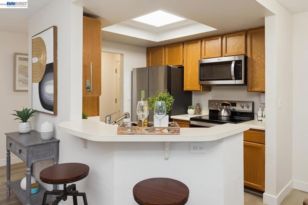 2513 Lucy Lane B Property Photo 11
