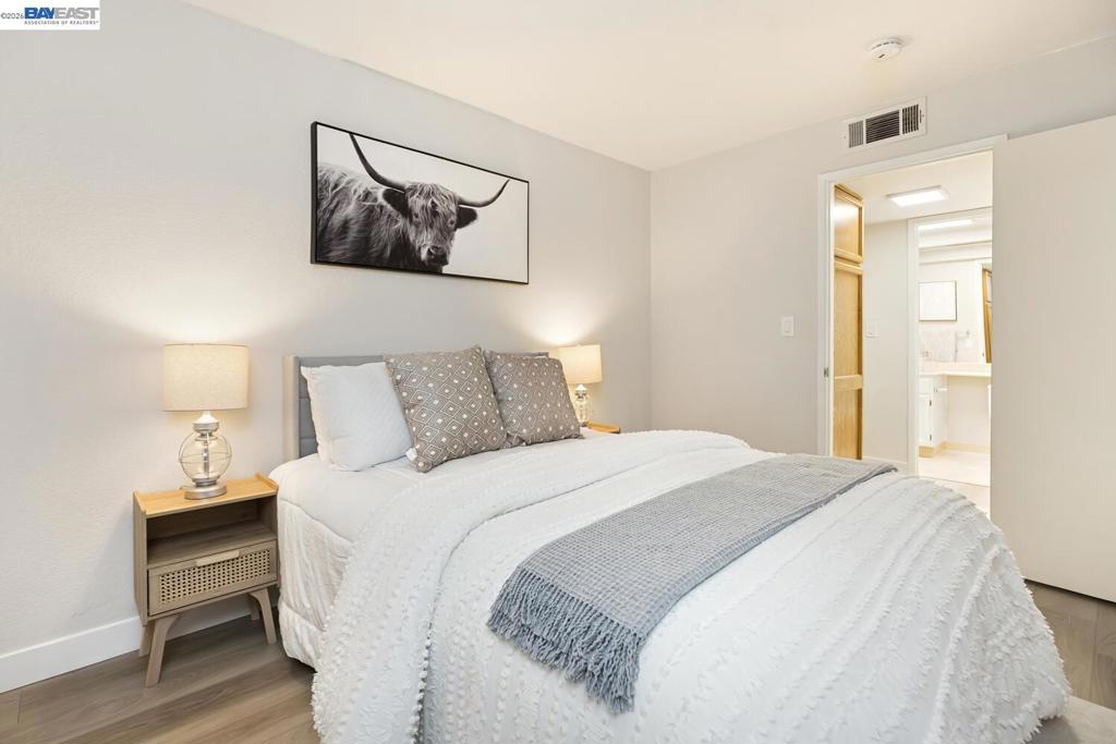 2513 Lucy Lane B Property Photo 24