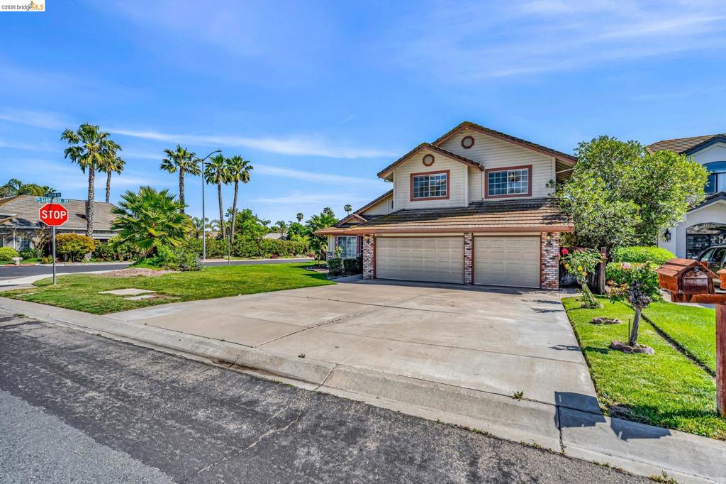 5650 Edgeview Dr Property Photo 3