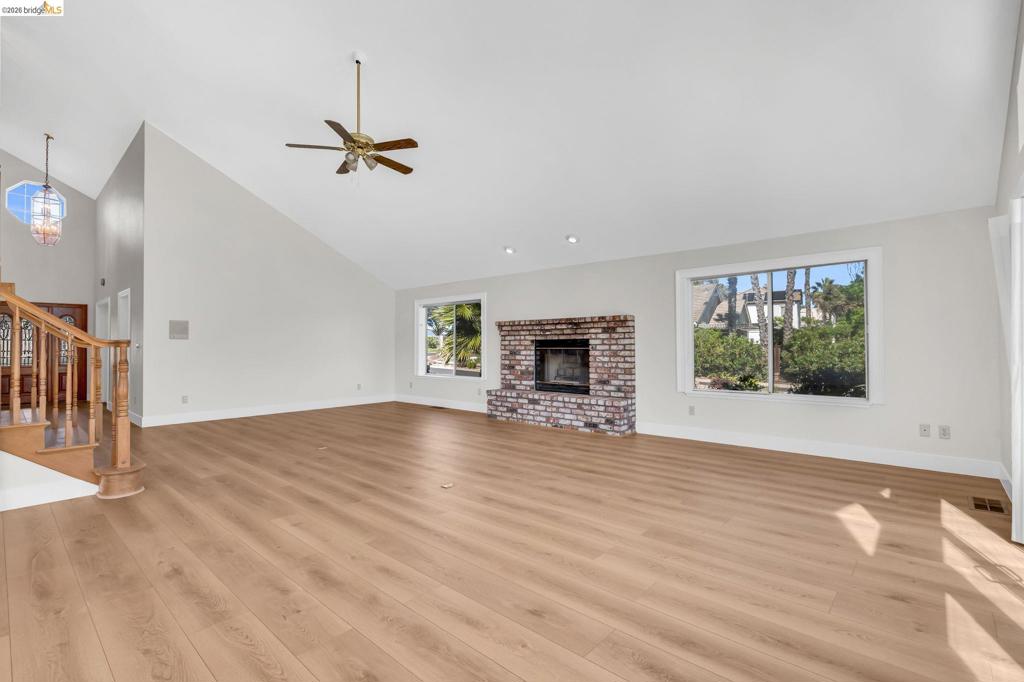 5650 Edgeview Dr Property Photo 15
