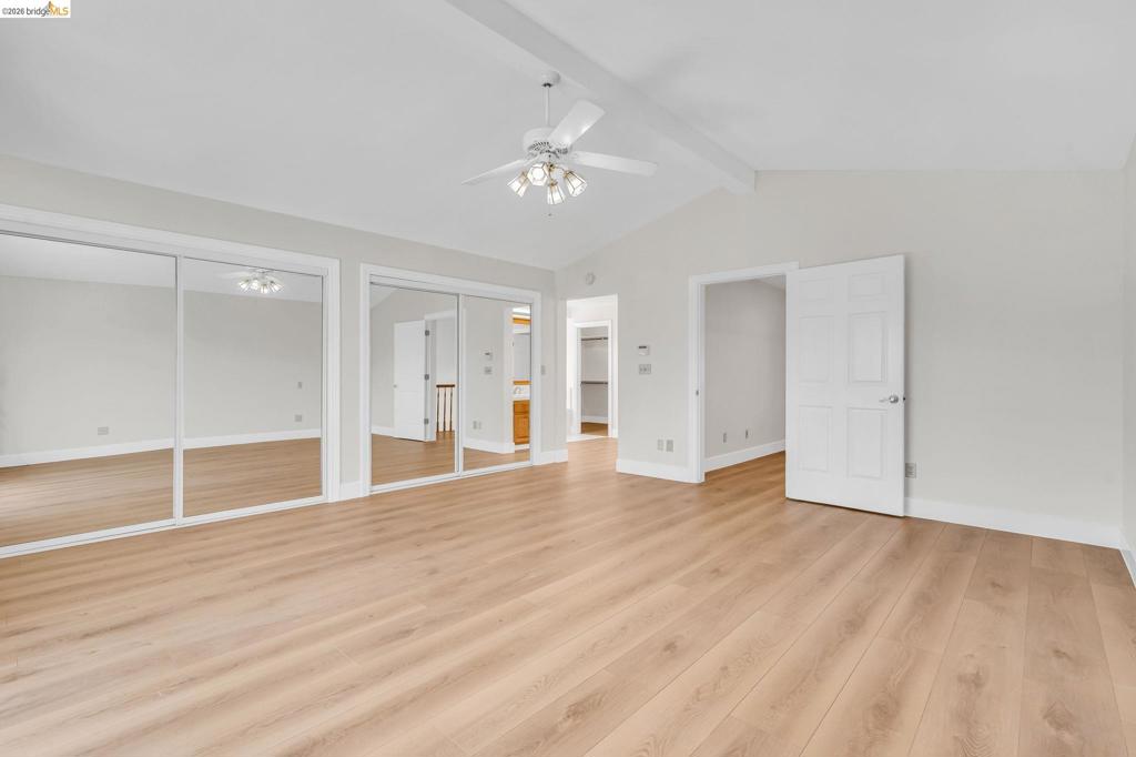 5650 Edgeview Dr Property Photo 43