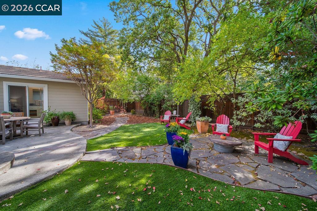 2520 San Miguel Dr Property Photo 31