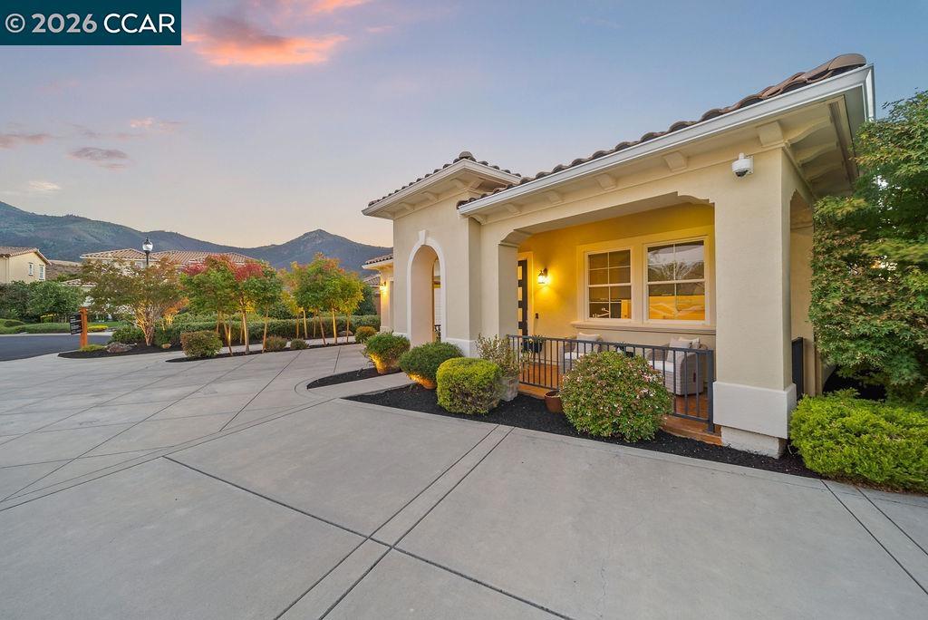 24 Promontory Place Property Photo 2
