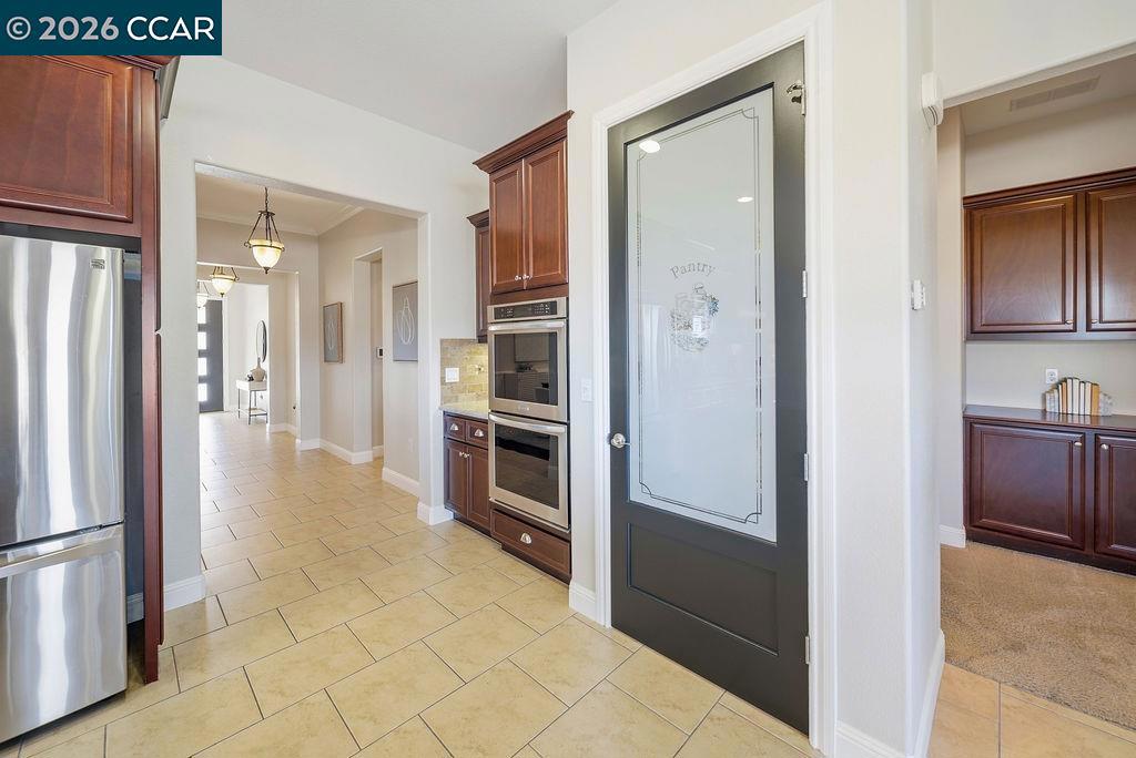 24 Promontory Place Property Photo 14