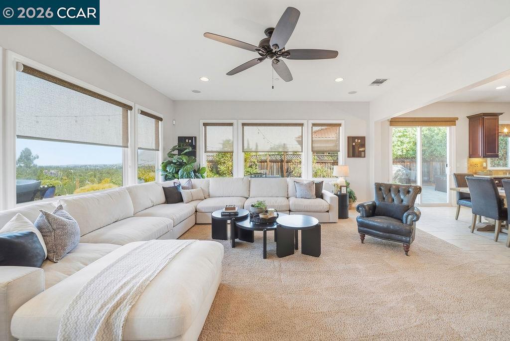 24 Promontory Place Property Photo 16