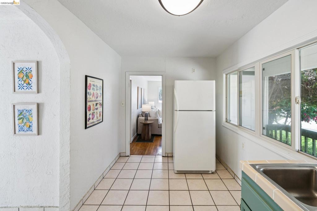 6120 N Arlington Blvd Property Photo 11