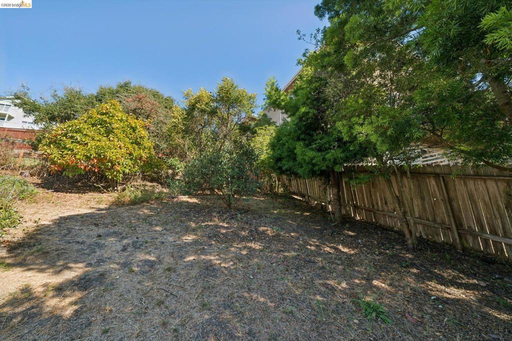 6120 N Arlington Blvd Property Photo 62
