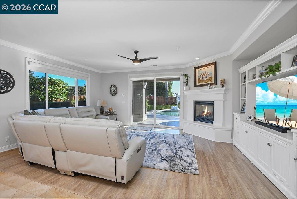1760 Duchess Ter Property Photo 17