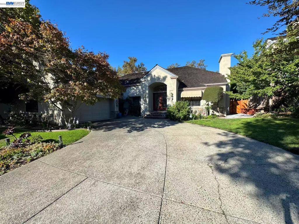 3236 Blackhawk Meadow Dr Property Photo 2