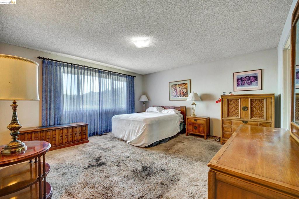 5861 Balmoral Dr Property Photo 25