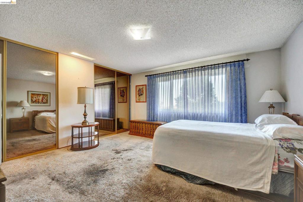 5861 Balmoral Dr Property Photo 28