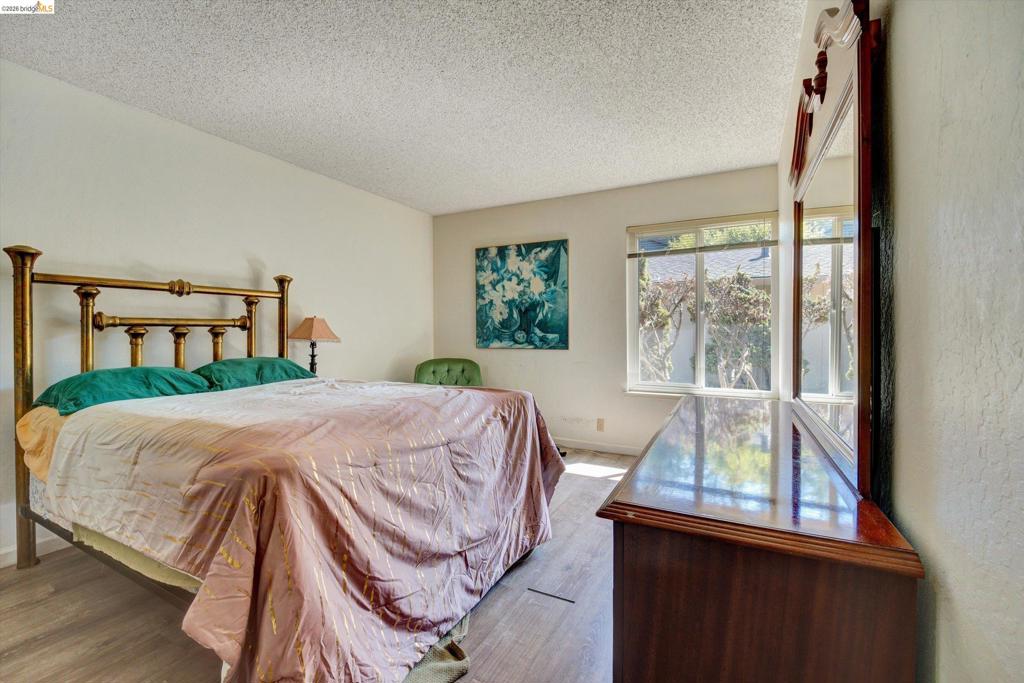 5861 Balmoral Dr Property Photo 39