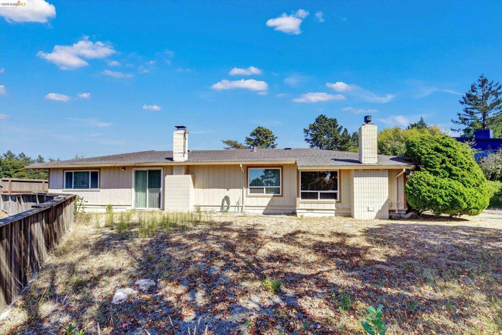 5861 Balmoral Dr Property Photo 40