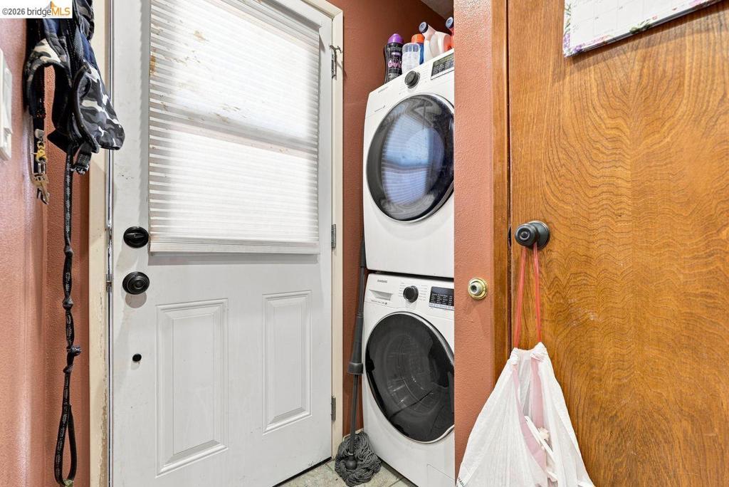 1530 Stuart St Property Photo 27