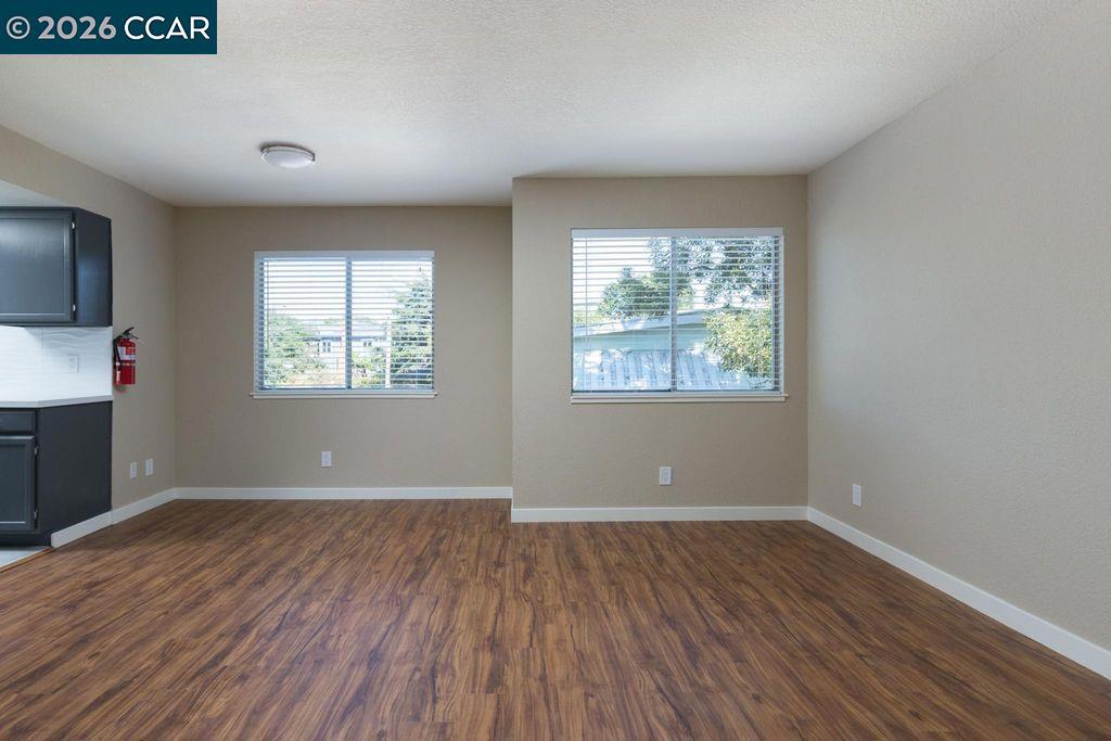 4800 Bayview Ave Property Photo 8