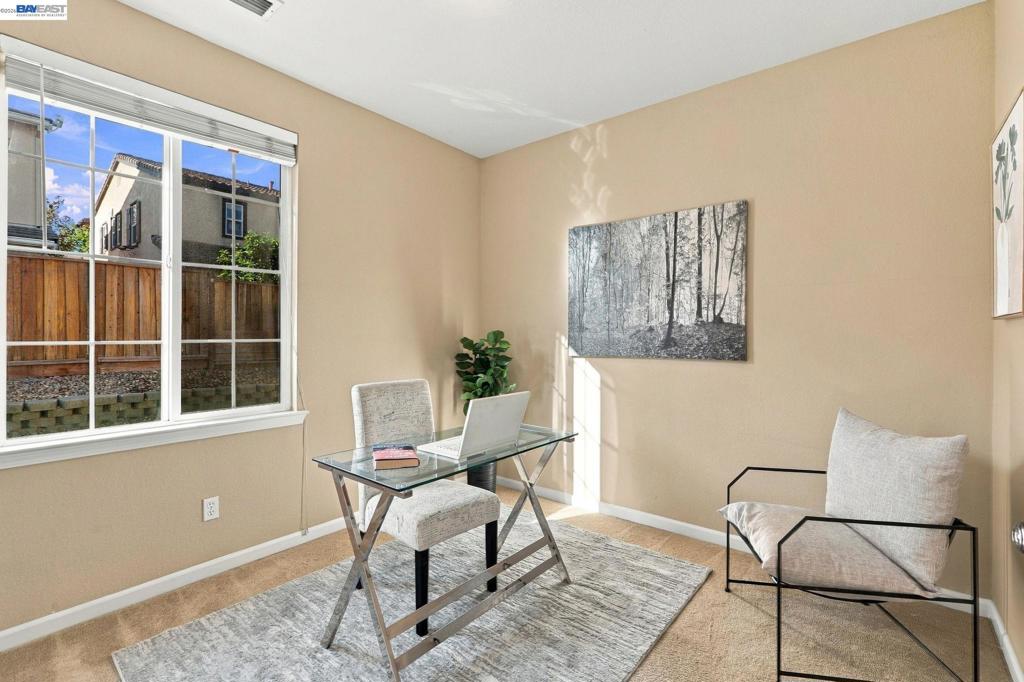 692 W Refinado Way Property Photo 14
