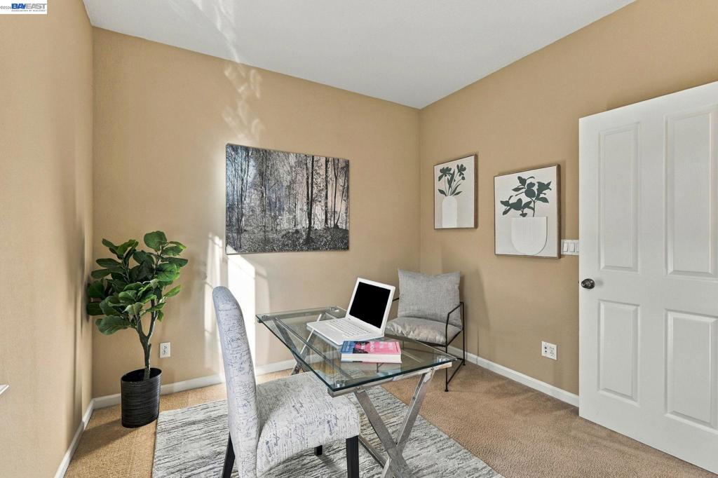692 W Refinado Way Property Photo 15