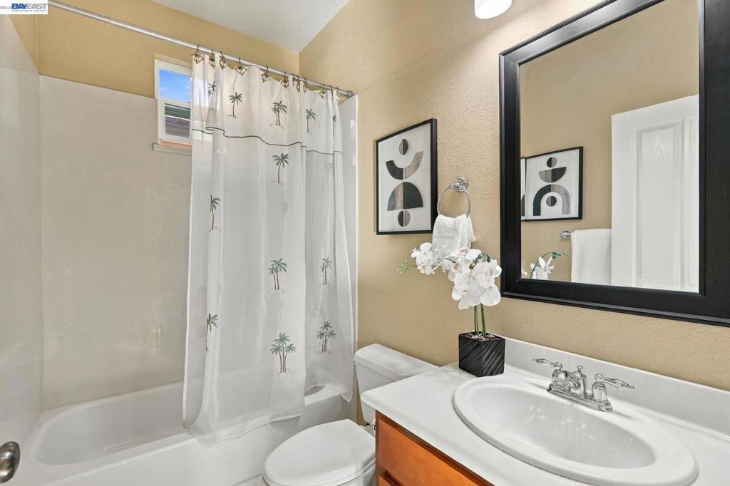 692 W Refinado Way Property Photo 16