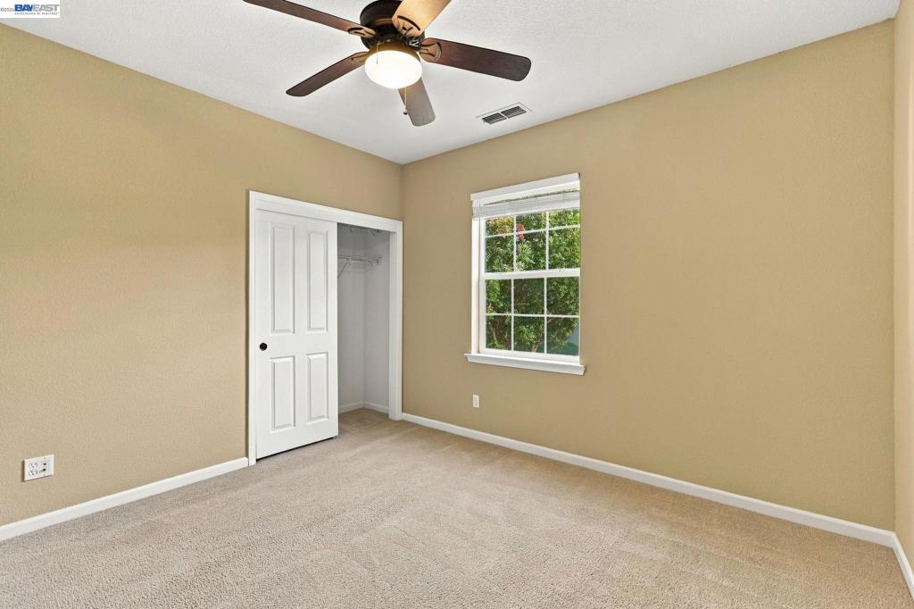 692 W Refinado Way Property Photo 30