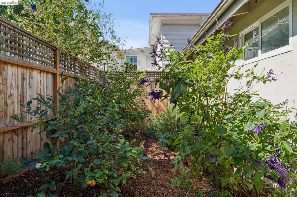 683 Brockhurst St. Property Photo 39