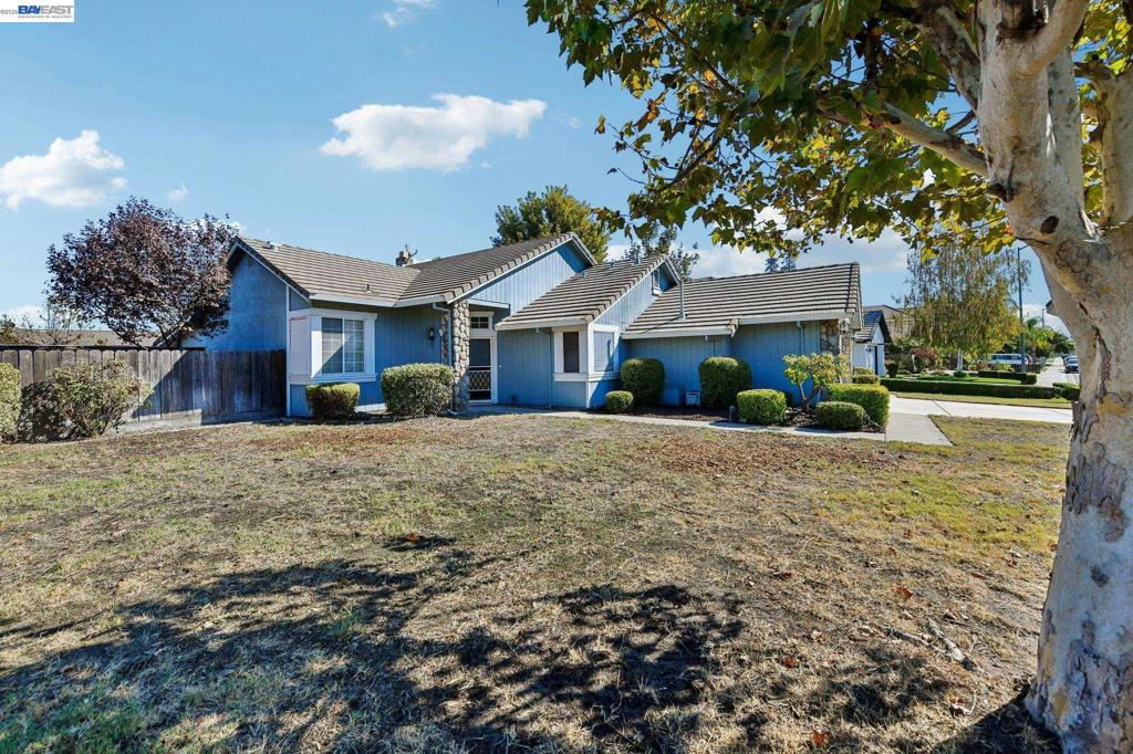 787 Chenin Blanc Dr Property Photo 3