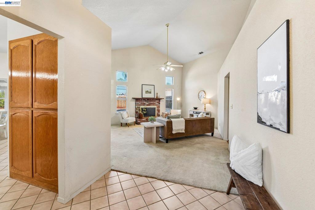 787 Chenin Blanc Dr Property Photo 4