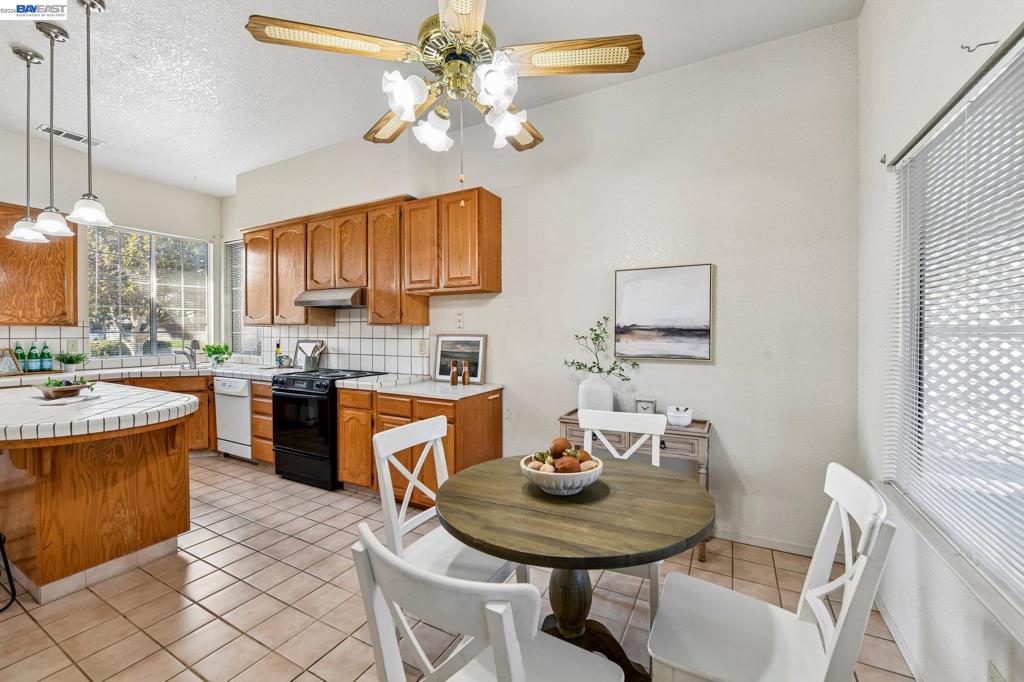 787 Chenin Blanc Dr Property Photo 12