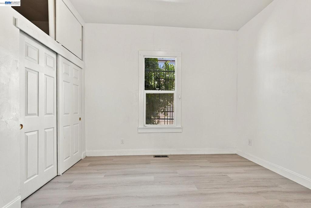 2207 13th Ave Property Photo 18