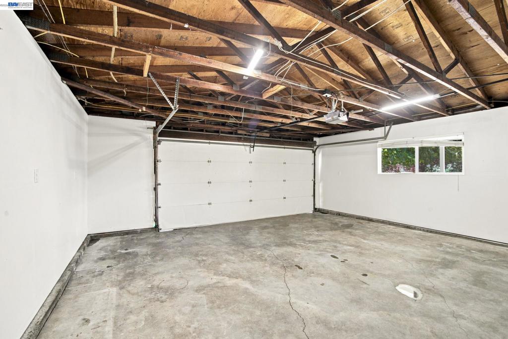 54 Lakeview Drive Property Photo 32