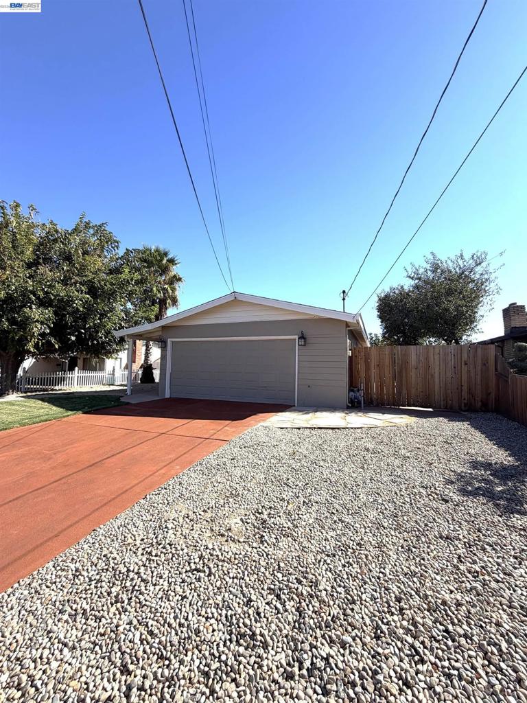 54 Lakeview Drive Property Photo 65