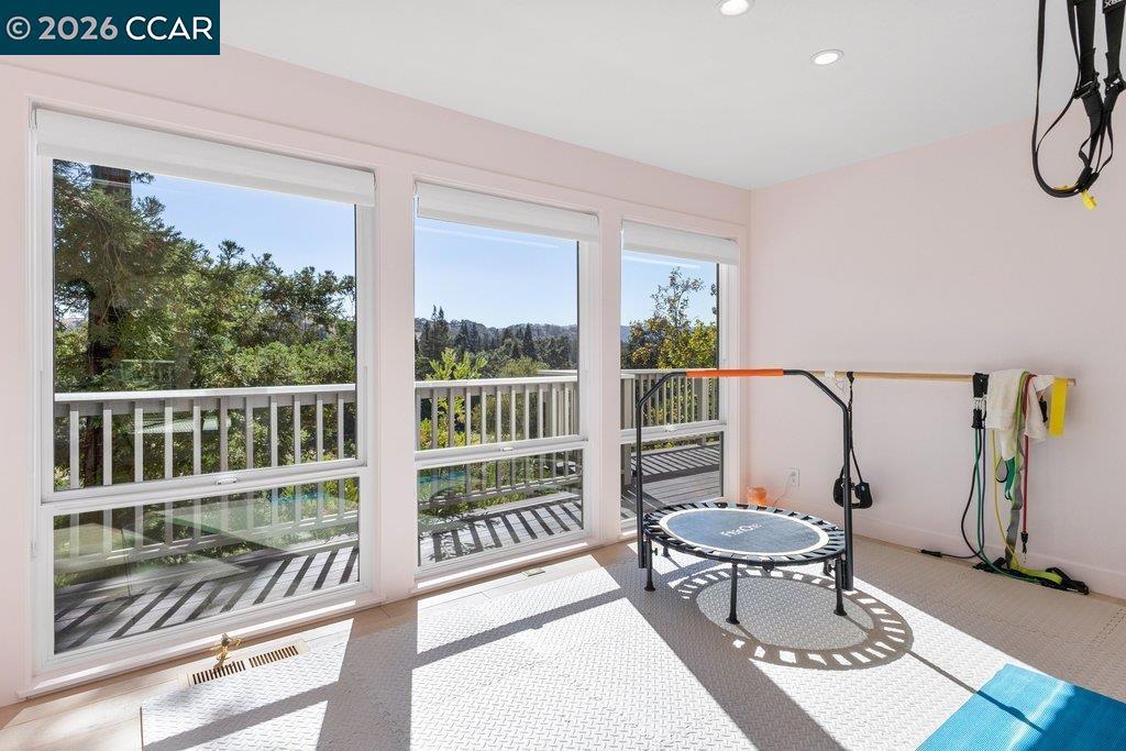 110 El Nido Court Property Photo 25