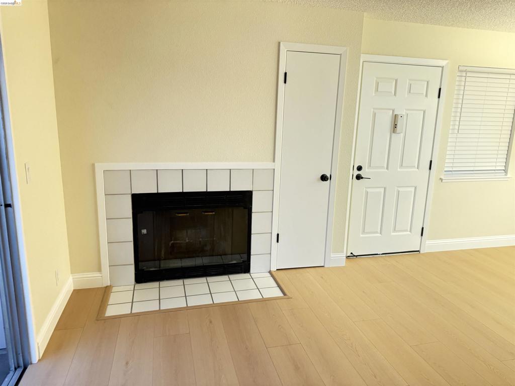 25129 Copa Del Oro Dr 203 Property Photo 2
