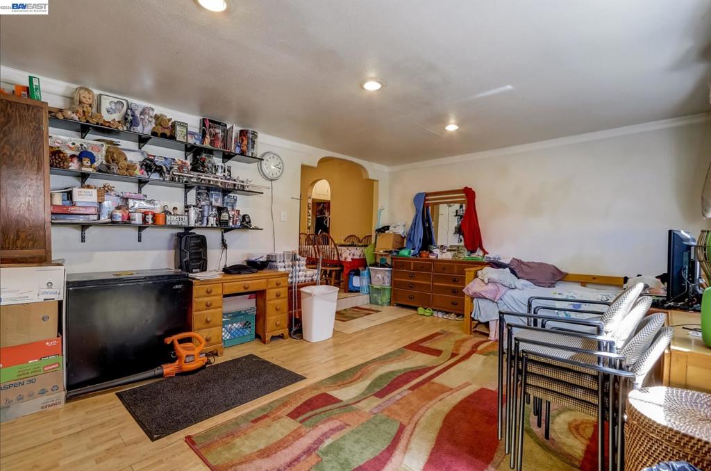 615 Sheridan St Property Photo 48