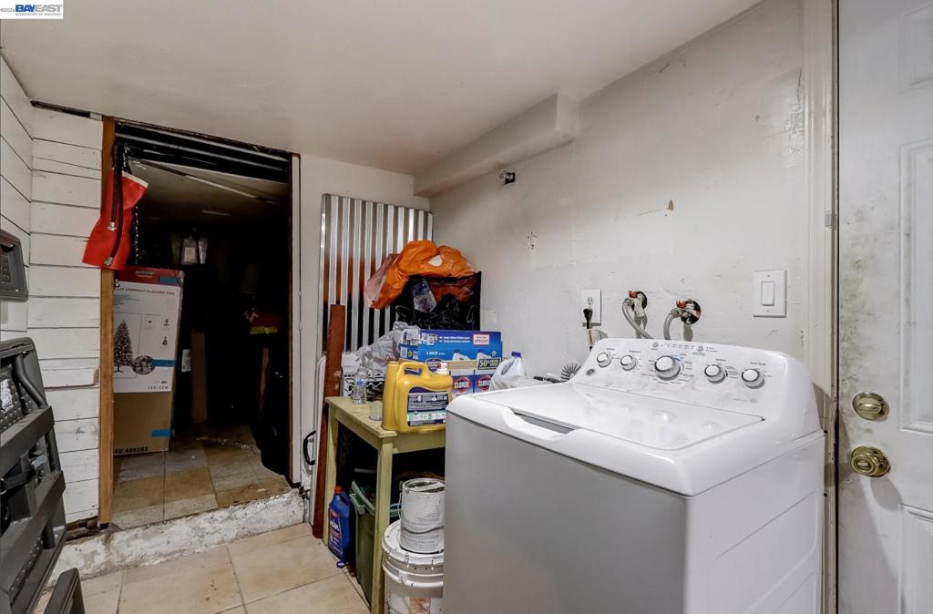 615 Sheridan St Property Photo 74