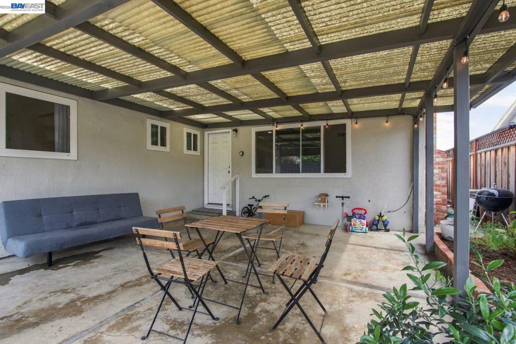 25531 Scripps St Property Photo 26