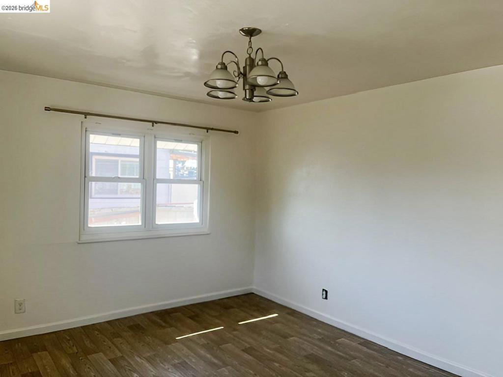1565 Timothy Dr Property Photo 7
