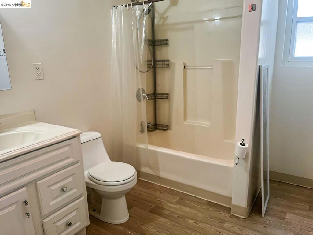 1565 Timothy Dr Property Photo 12