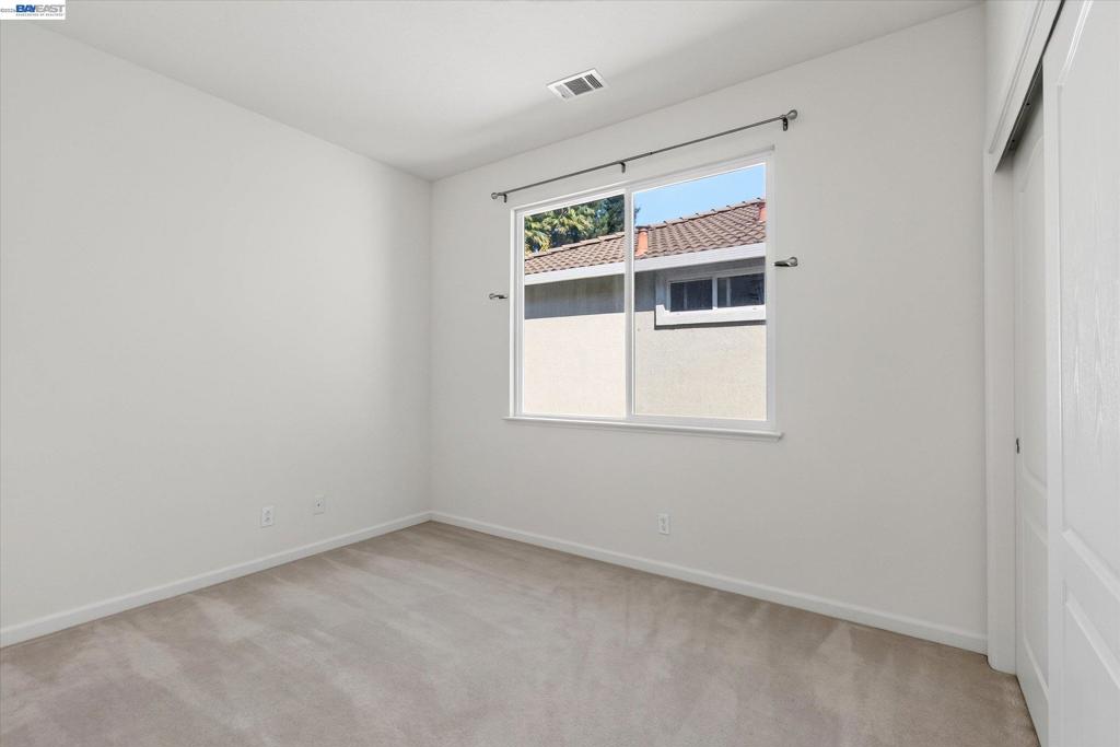 716 Raineer Ct Property Photo 45