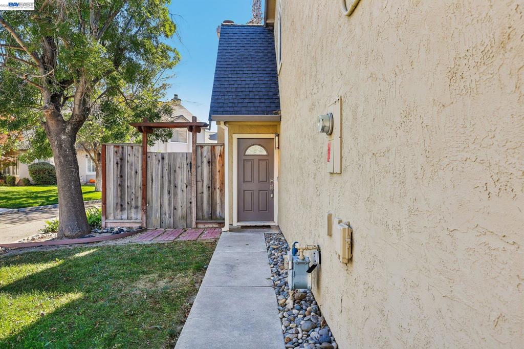 2129 Delucchi Dr Property Photo 31
