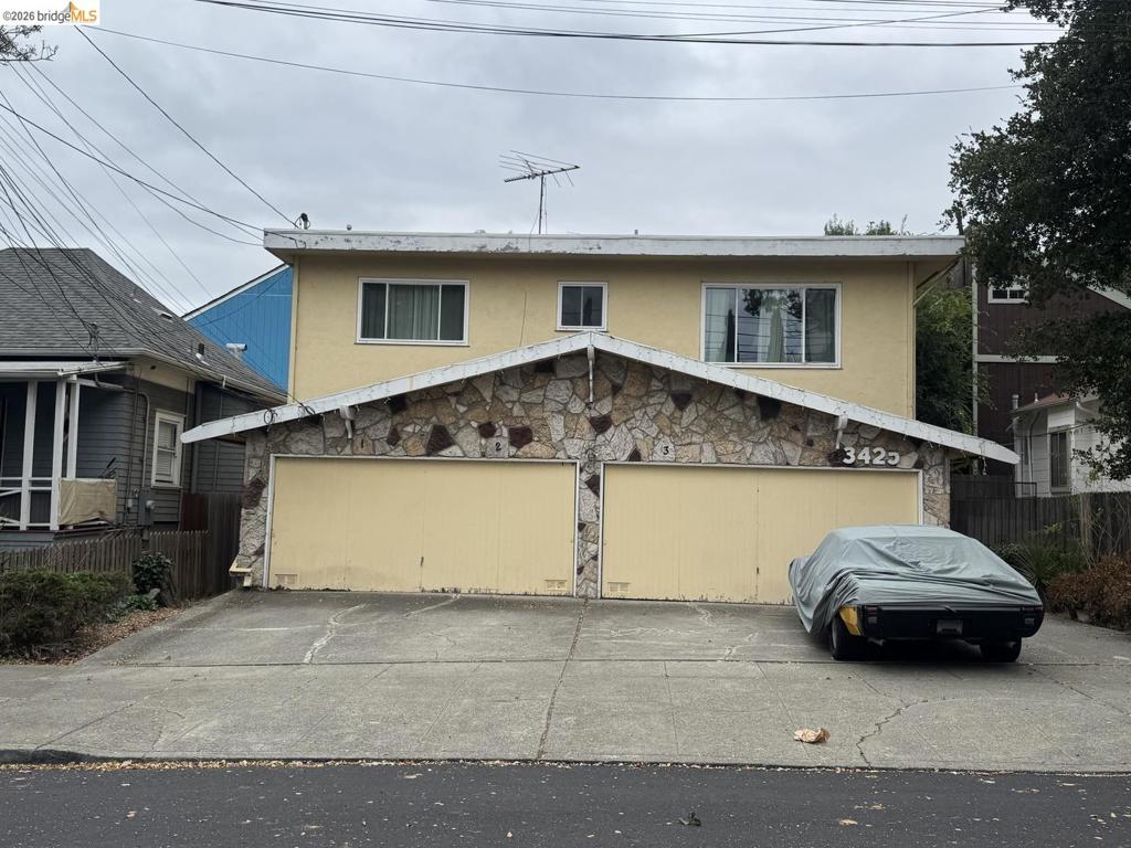 3425 Wilson Ave Property Photo 2