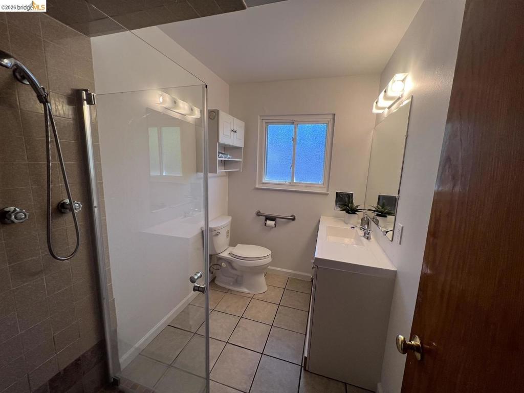 3425 Wilson Ave Property Photo 9