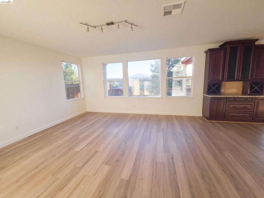 2328 Forty Niner Ct Property Photo 7