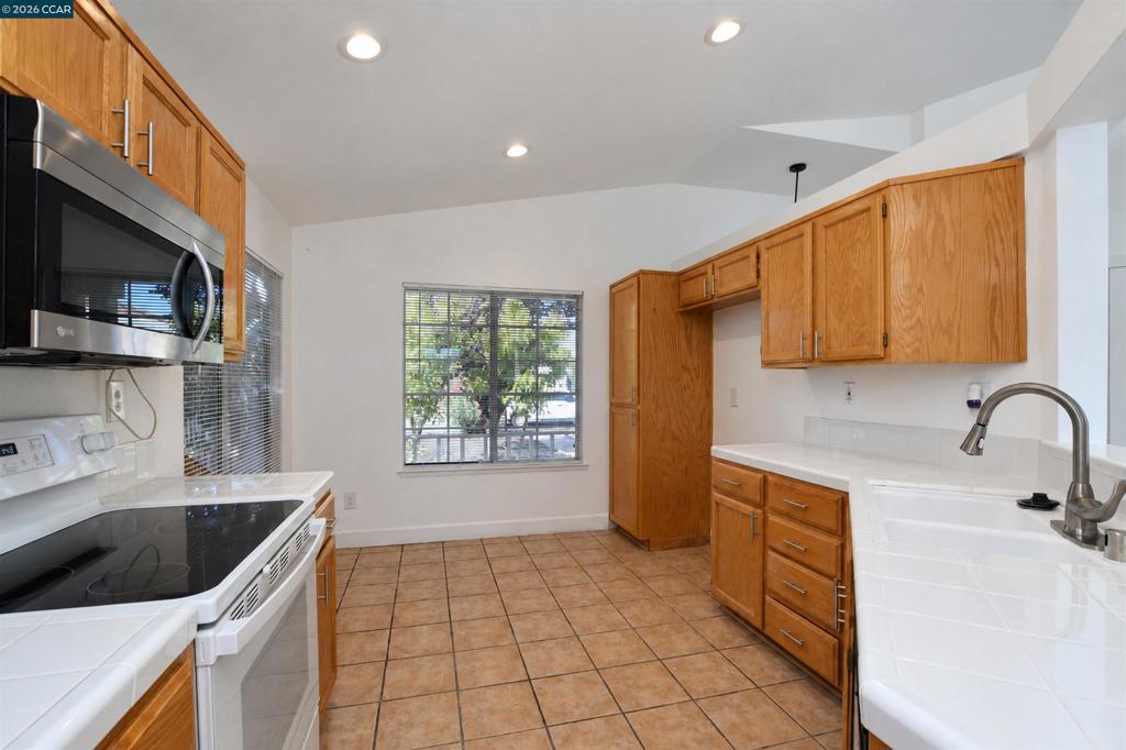 5119 Homestead Property Photo 7