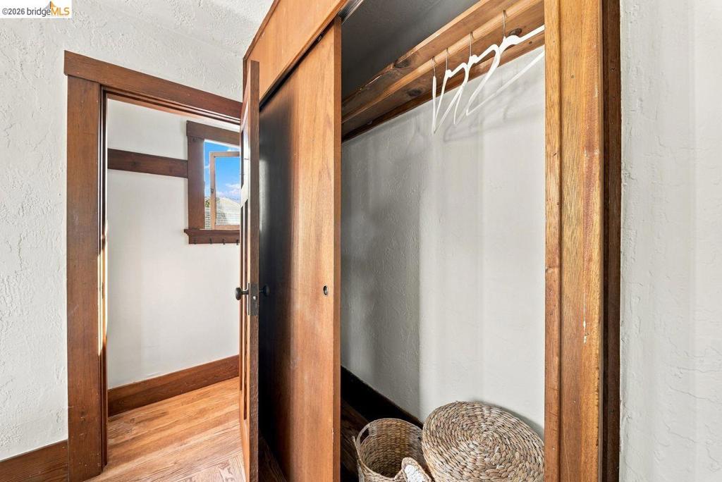 2705 Walker St Property Photo 32