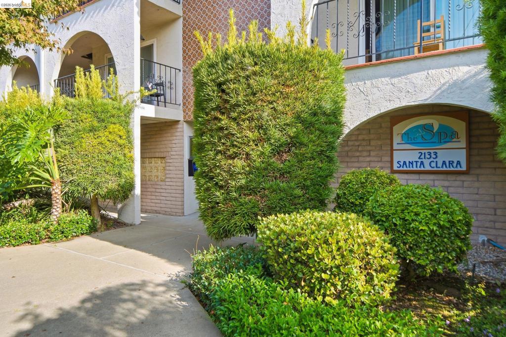2133 Santa Clara Ave 206 Property Photo 30