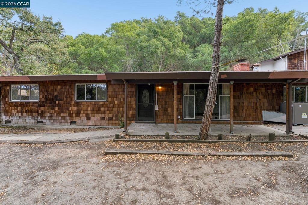 3471 Springhill Rd Property Photo 4