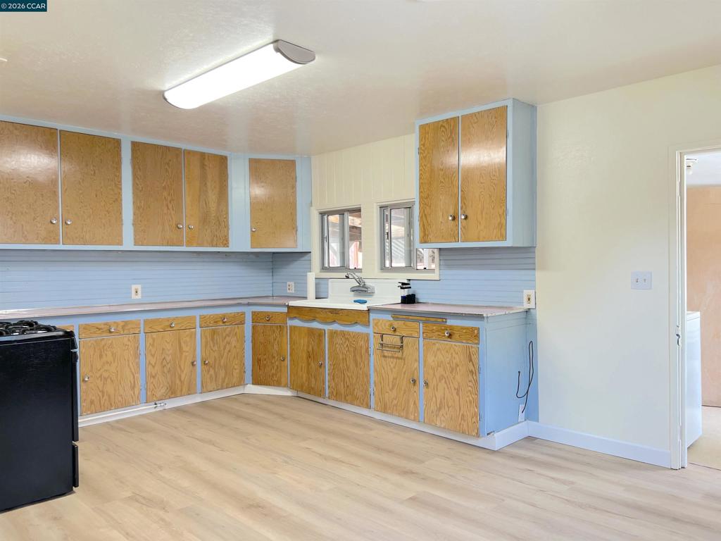 2340 Ranchito Dr Property Photo 18