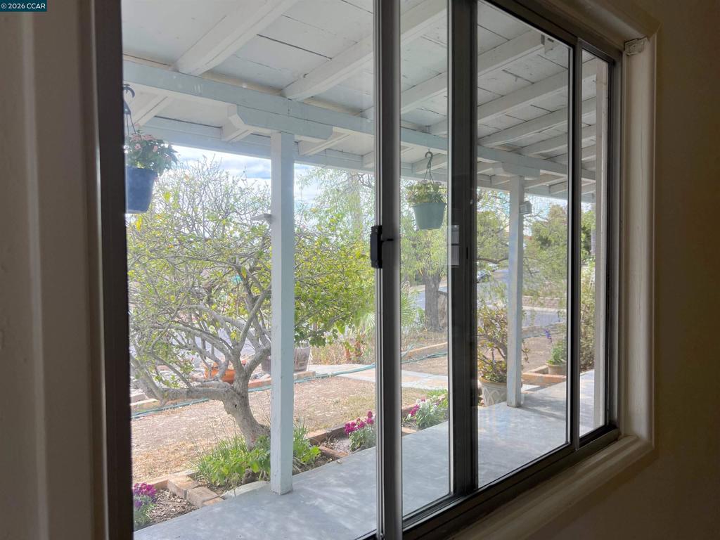 2340 Ranchito Dr Property Photo 29